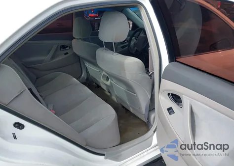 2009 Toyota Camry z USA, uszkodzony, nr VIN 4T1BE46K09U804052